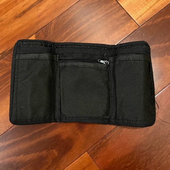 Aztec Pattern Wallet - Picture 3 of 6